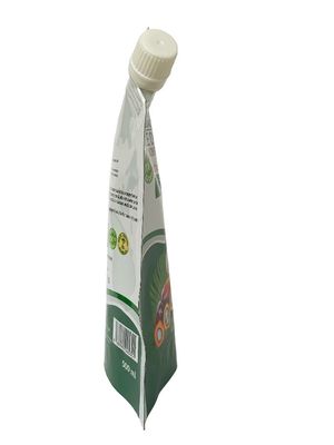 Op maat gemaakte folie Stand Up Side Spout Pouch voor olie met CMYK Spot Colors
